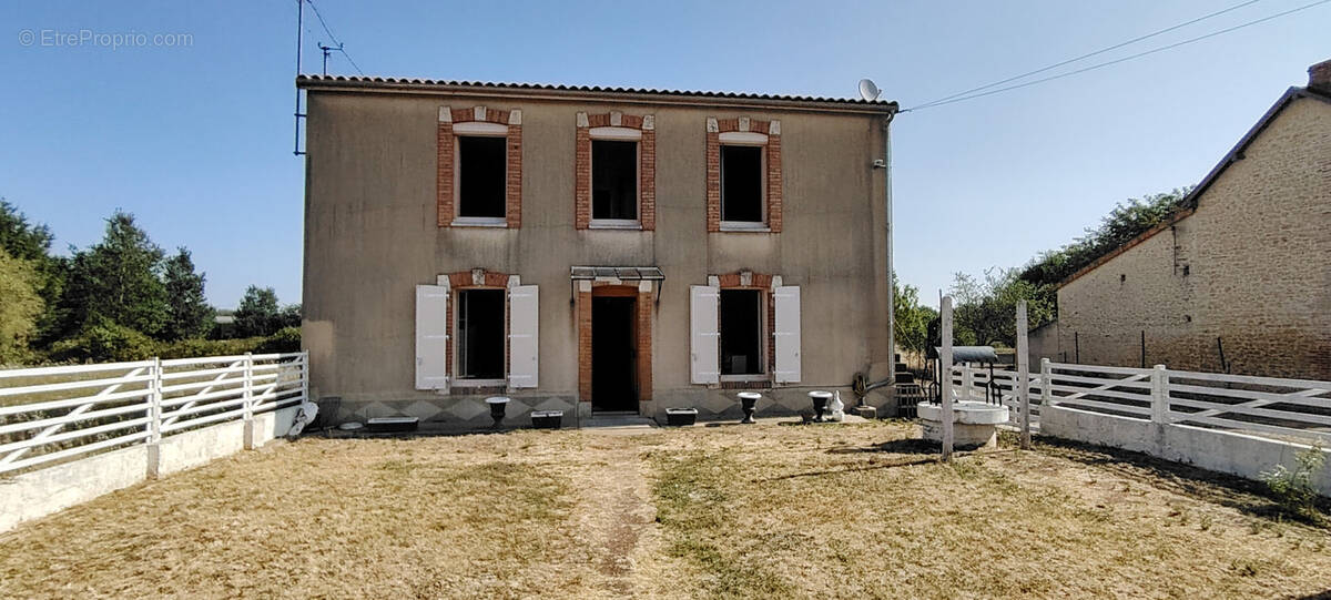 Maison à AIRVAULT