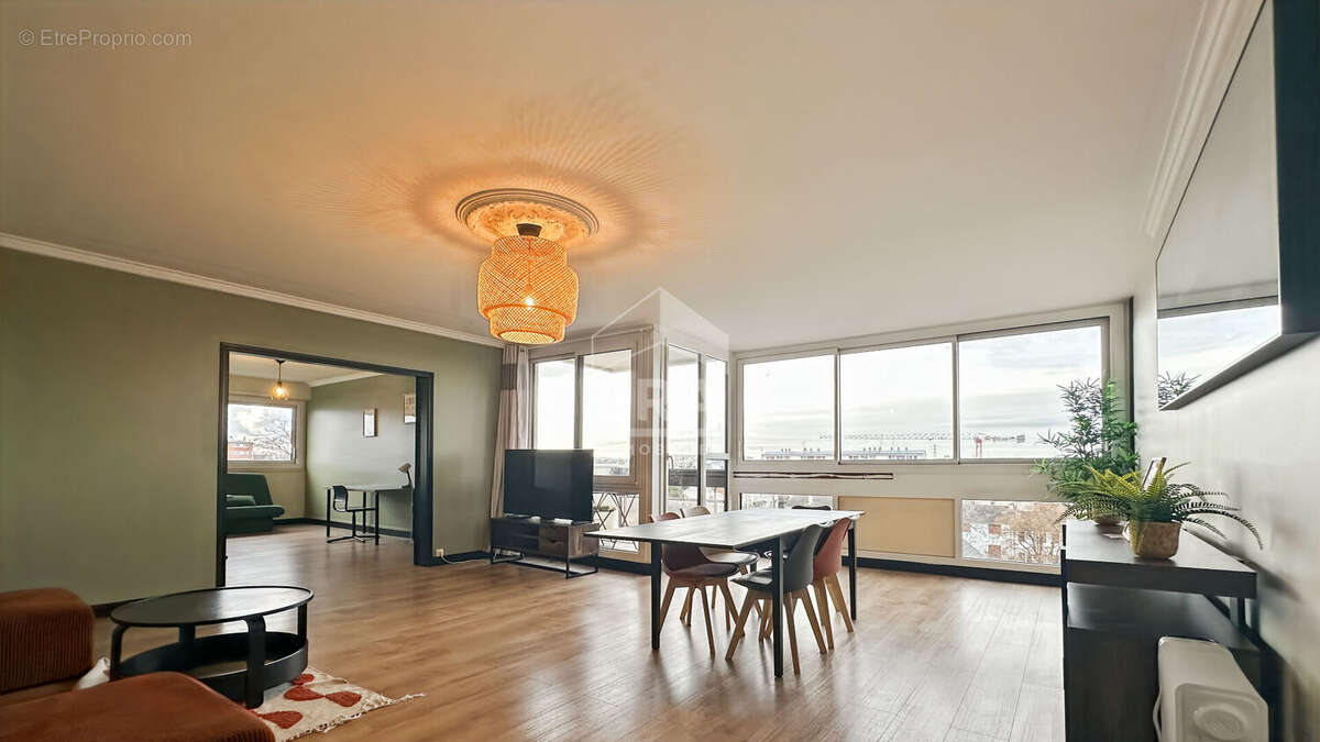 Appartement à TINQUEUX