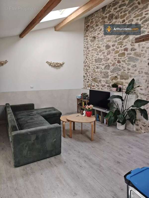 Appartement à LAROQUE-D&#039;OLMES