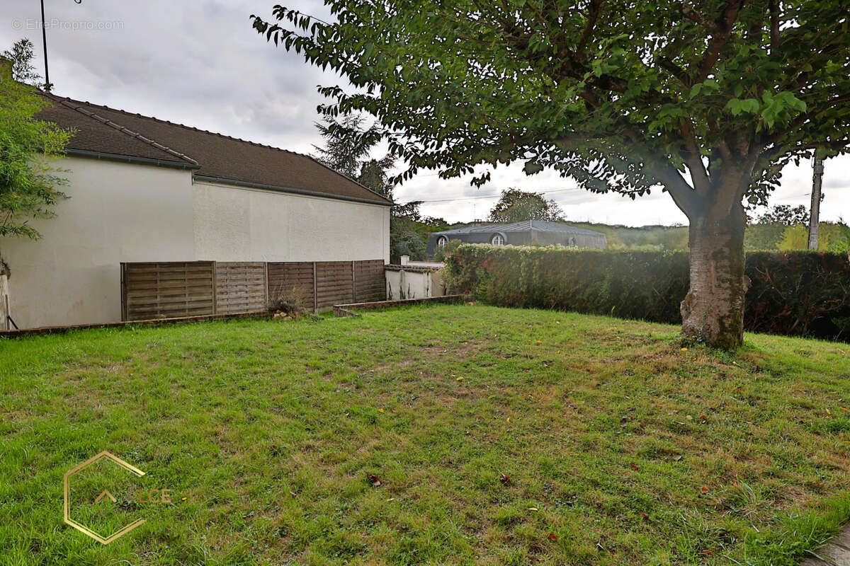 Maison à SAINTRY-SUR-SEINE