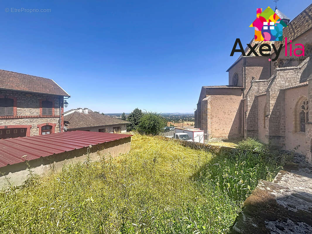 A vendre- ambierle- maison de village - photo 3