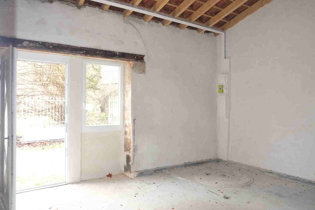 Ensemble immobilier avec dépendances - photo 20