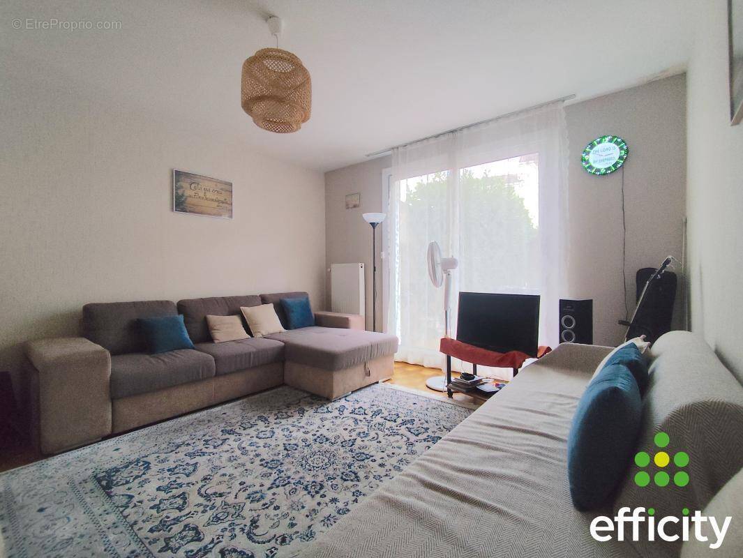 Maison à MONTIGNY-LE-BRETONNEUX