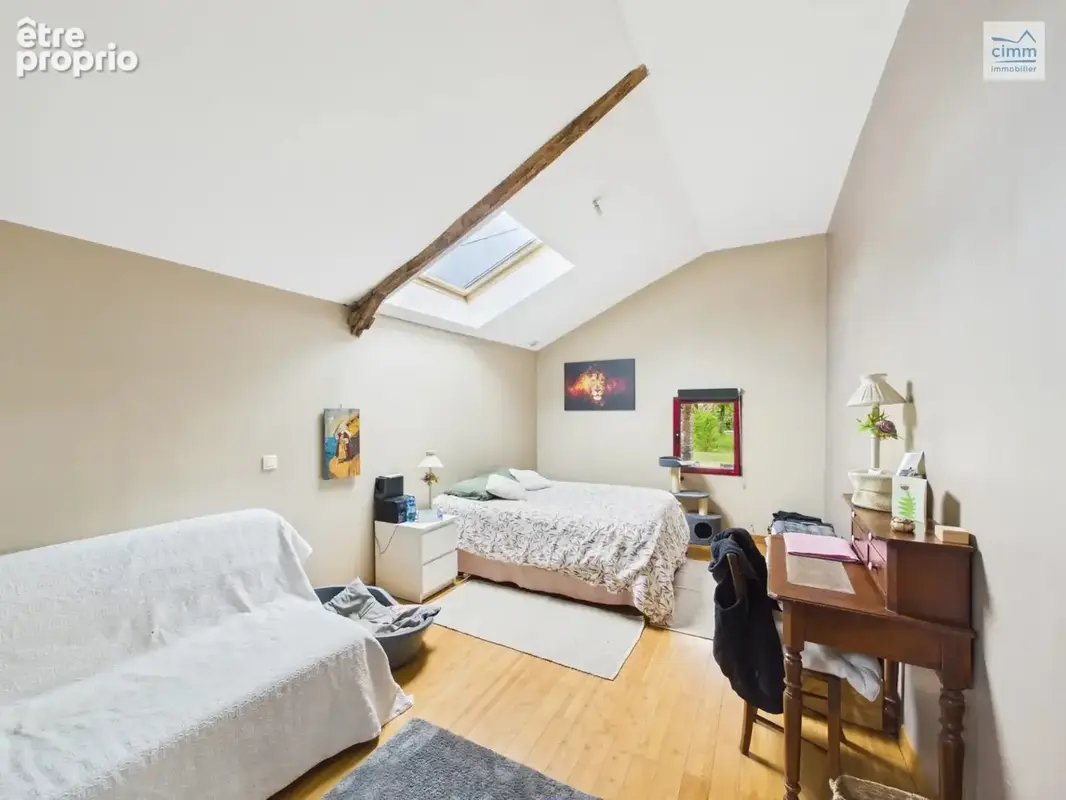 Longère en pierre de 176 m² sur un terrain de 4060 m². - photo 6