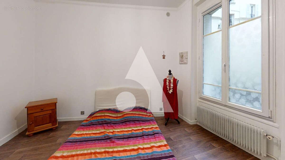 Appartement à LA GARENNE-COLOMBES