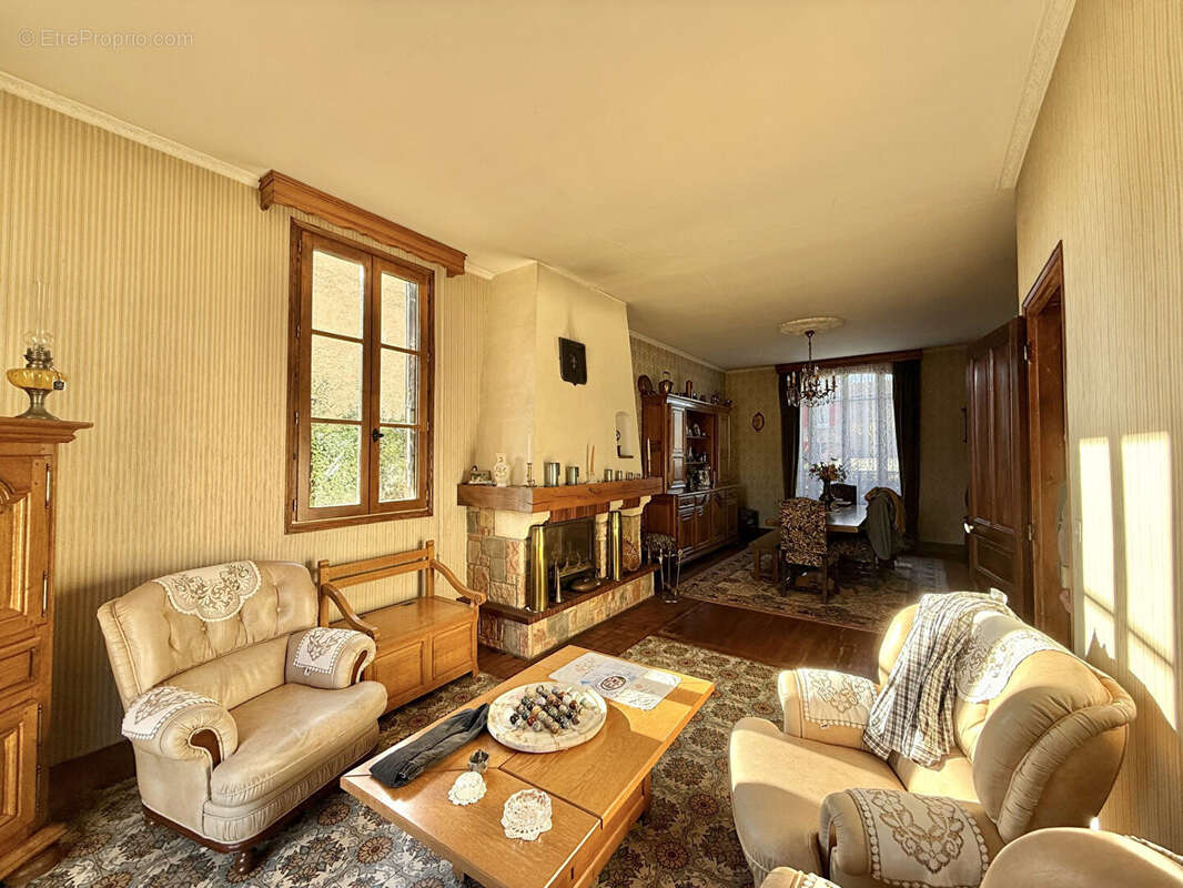 Maison à MIGENNES
