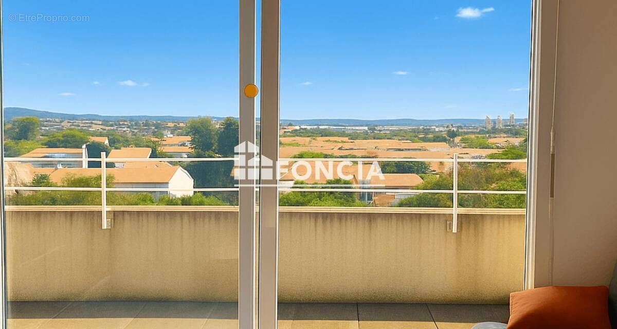 Appartement à JUVIGNAC