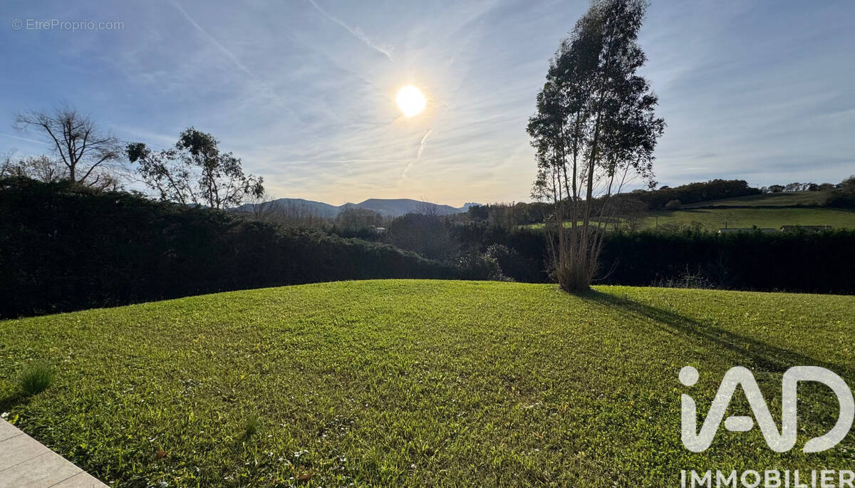 Photo 1 - Maison à URRUGNE