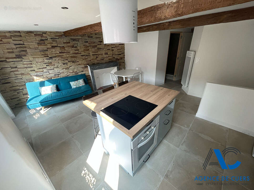 Appartement Cuers 3 pièce(s) 49 m2 - MEUBLÉ - photo 2