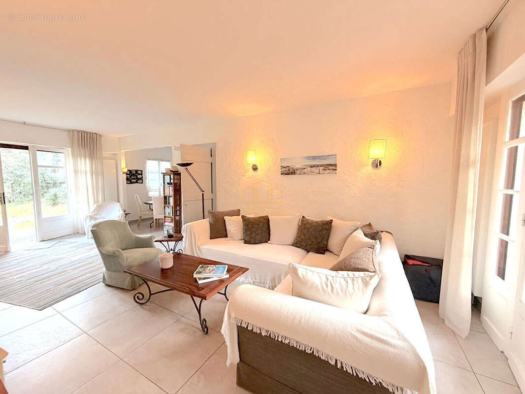 Charmante villa Gaume avec garage proche de la plage à vendre au Pyla - photo 11