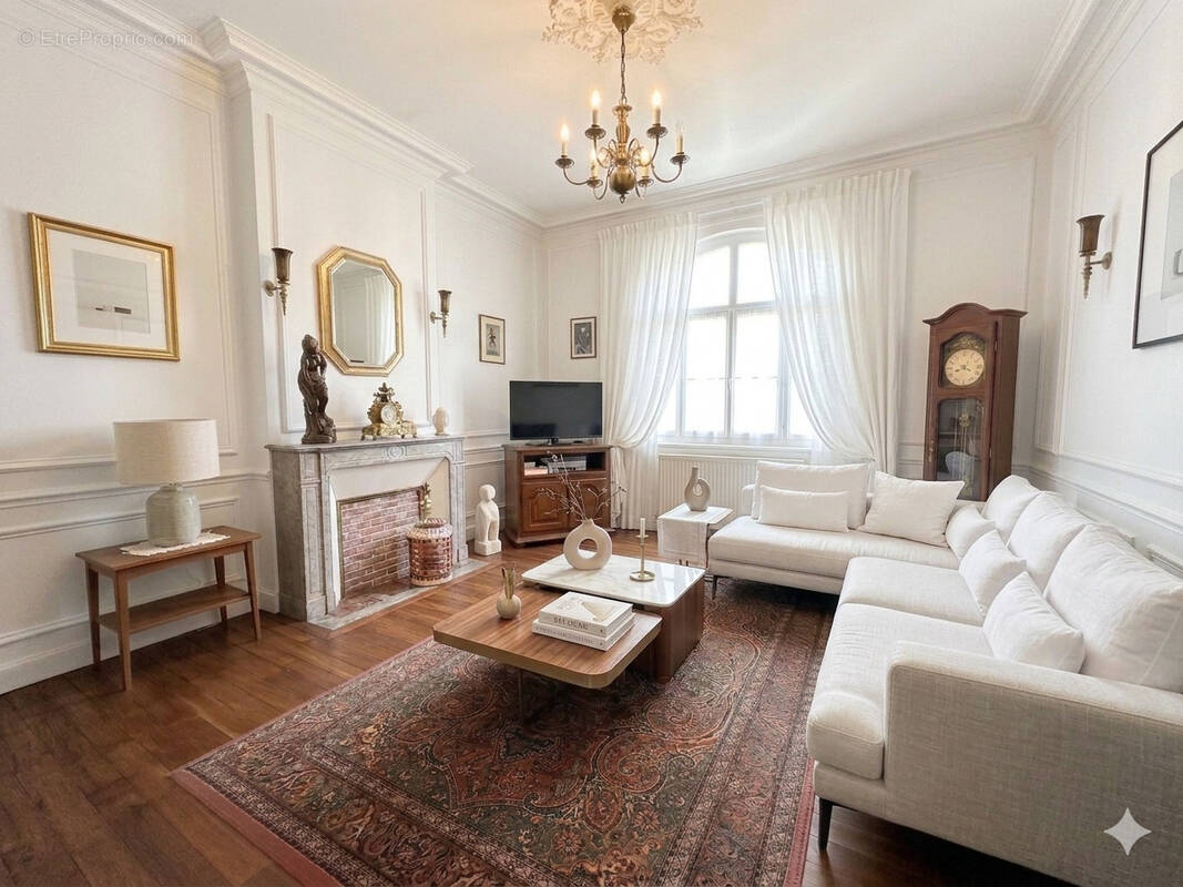 Maison à VILLERS-BRETONNEUX