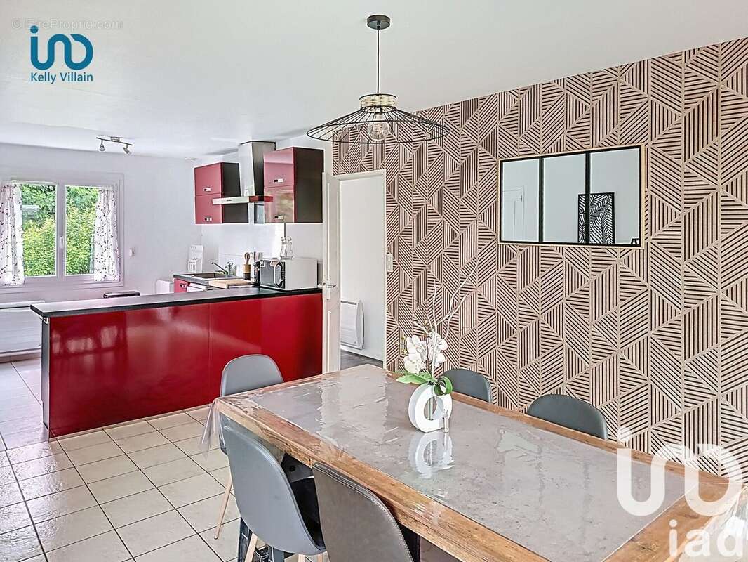 Maison 87 m² à Sansais  - photo 2
