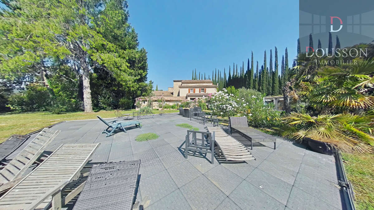 A VENDRE-MAGNANERIE DE CHARME  9.5 hectares   surface 585 m2 habitables - photo 21