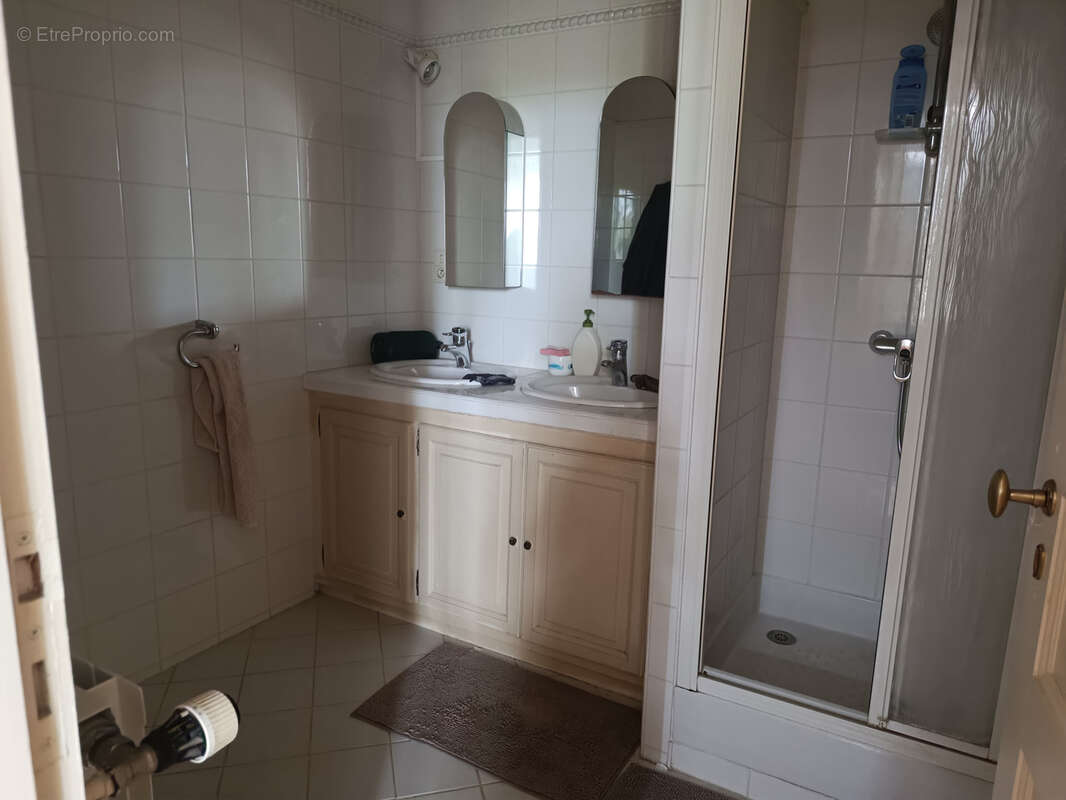 Maison à BARBEZIEUX-SAINT-HILAIRE