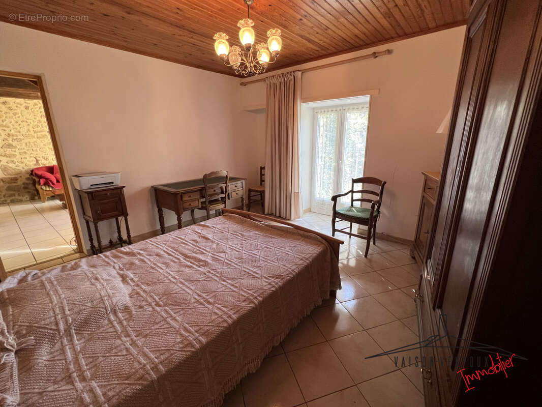 Maison à TRAVAILLAN