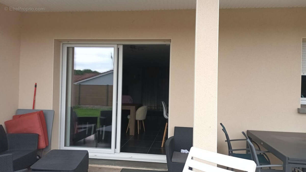 Maison à MONTREVEL-EN-BRESSE