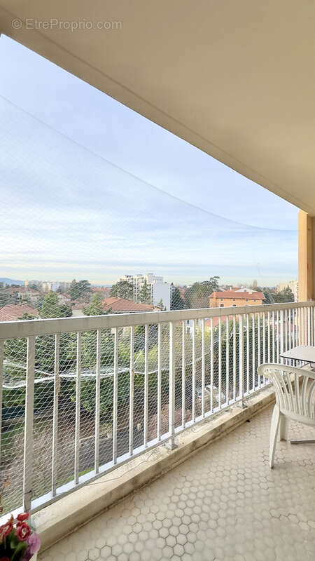 Appartement à LYON-5E