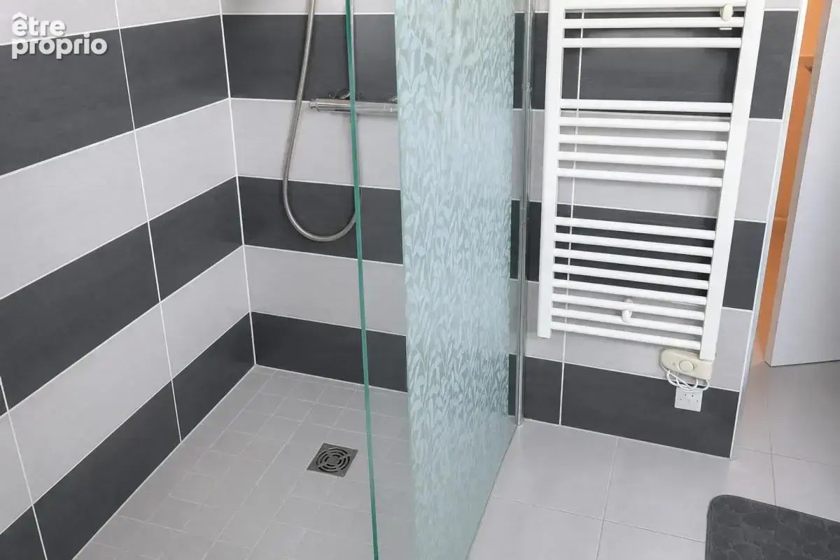 Maison de 6 pièces de 195 m² à Cherbourg-en-Cotentin,La Glacerie - photo 23