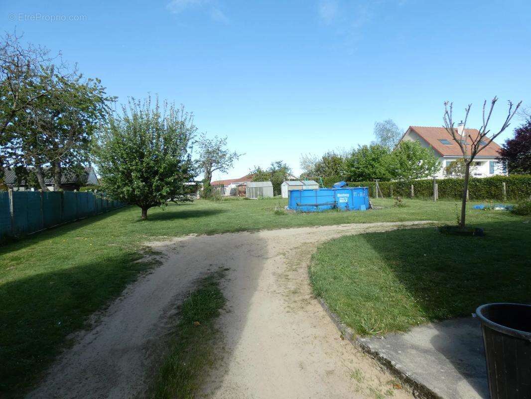 Maison à CHAPTELAT