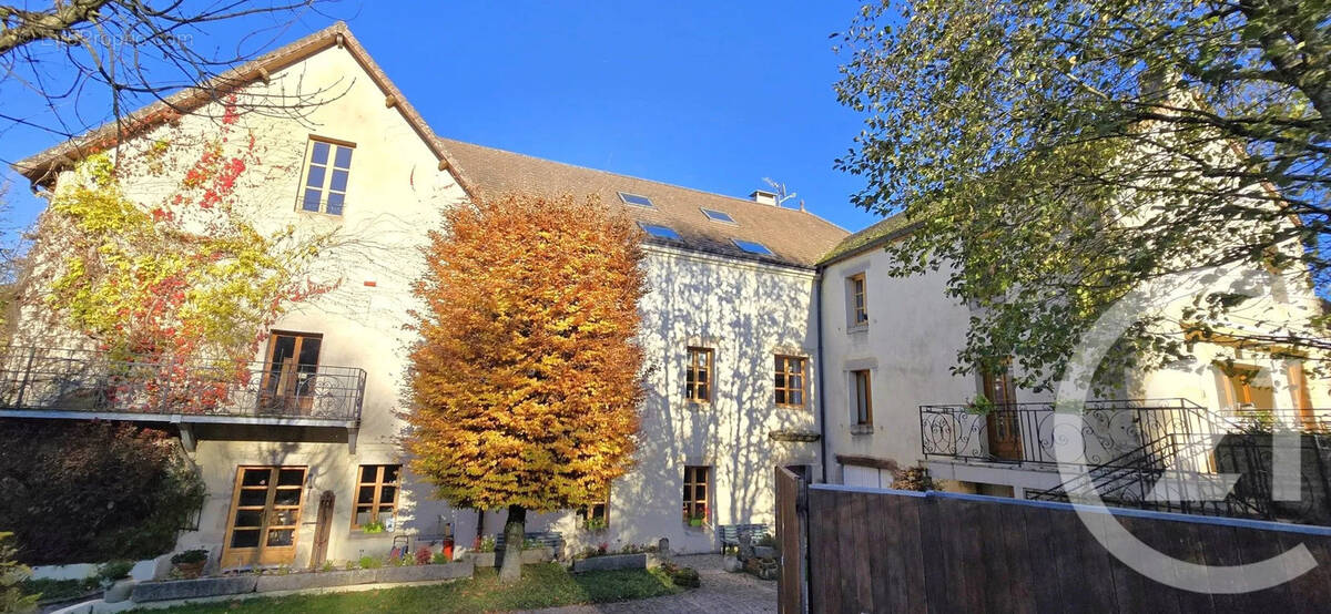 Maison à LE CREUSOT