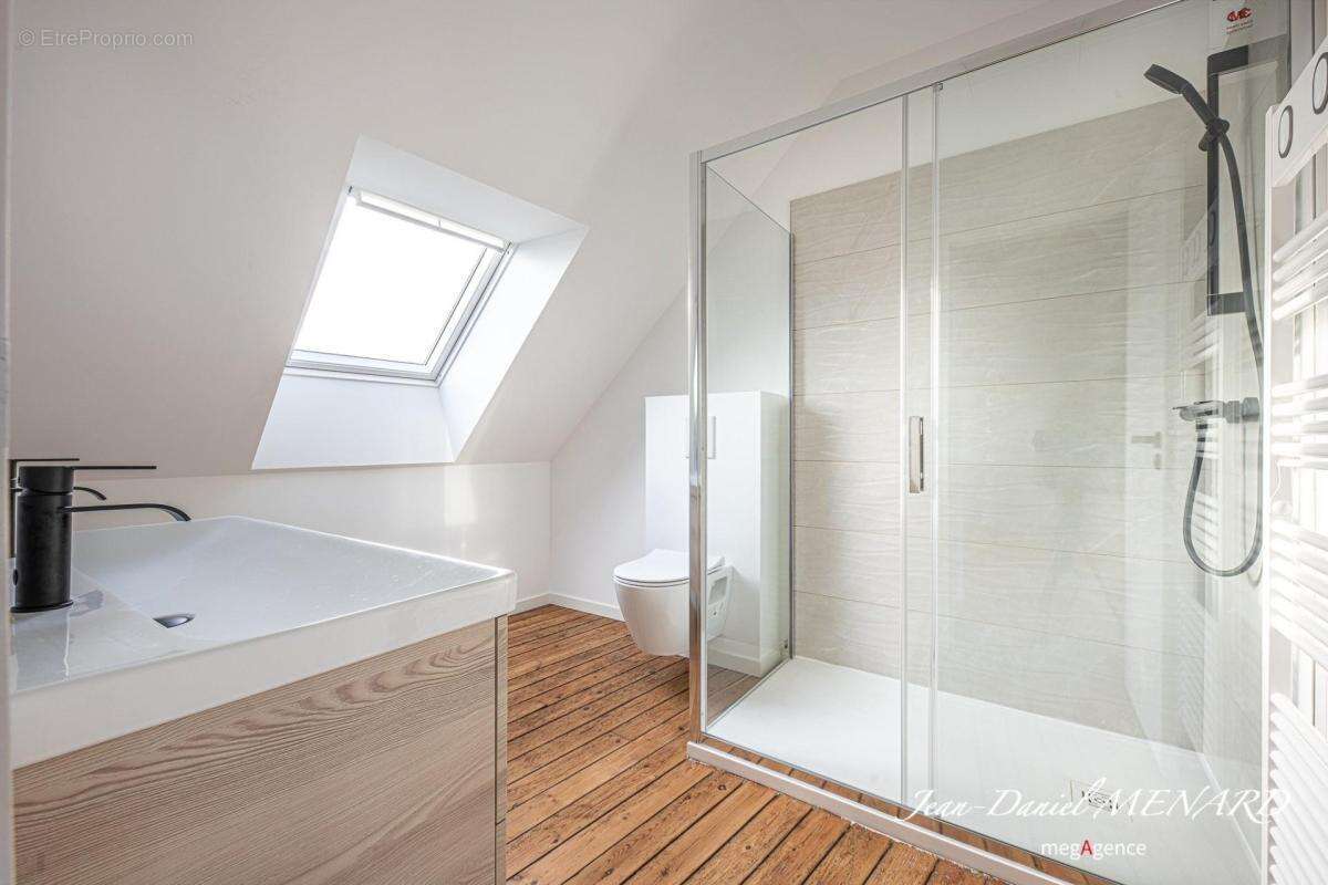 Maison à PLOUER-SUR-RANCE