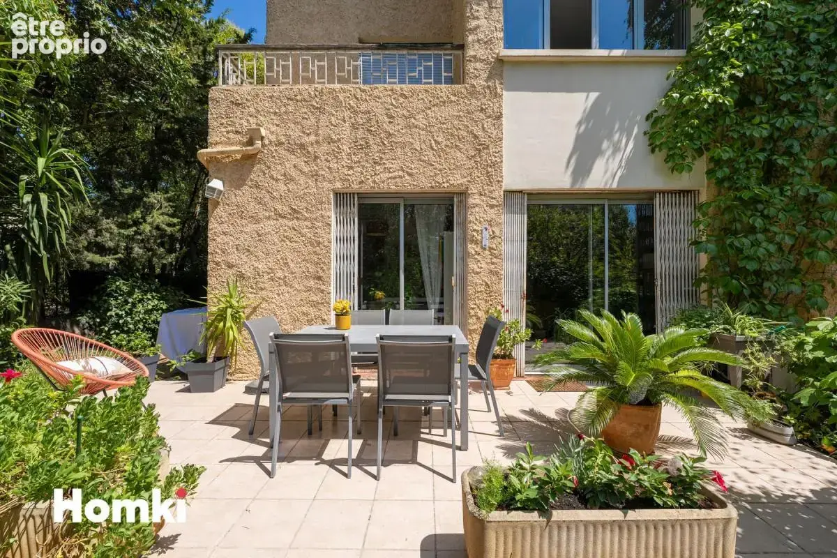 Appartement T4 de 89 m² à Marseille 13012, Traverse Riflard - photo 1