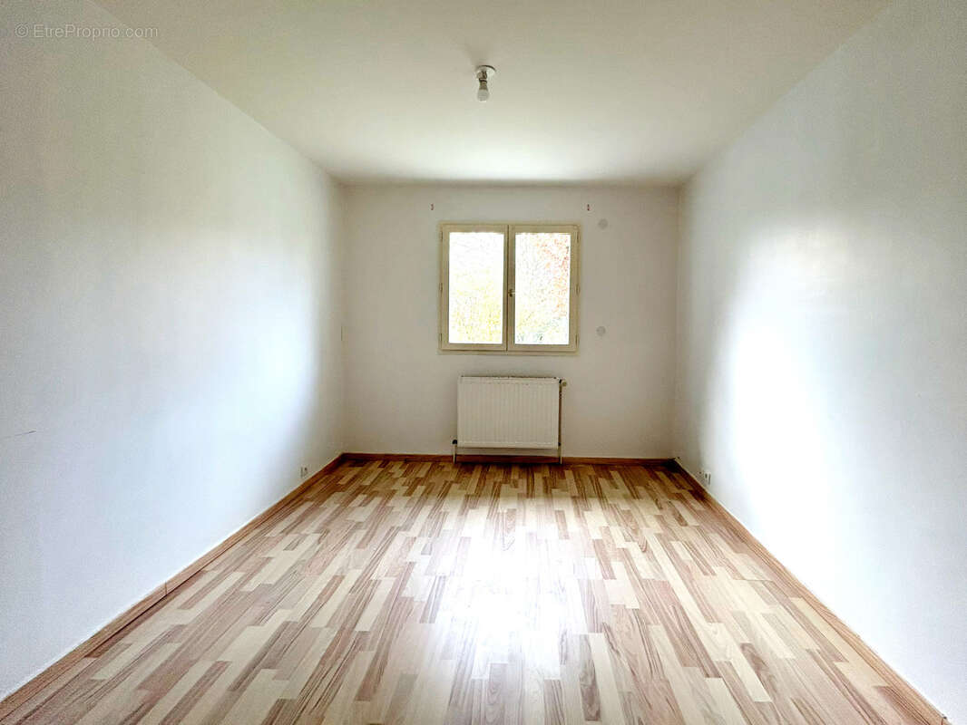 Maison à SAINT-MARTIN-DU-TERTRE