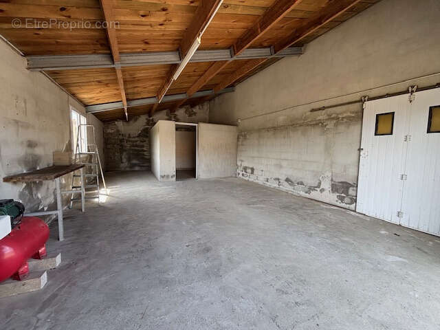 Terrain à TALMONT-SAINT-HILAIRE