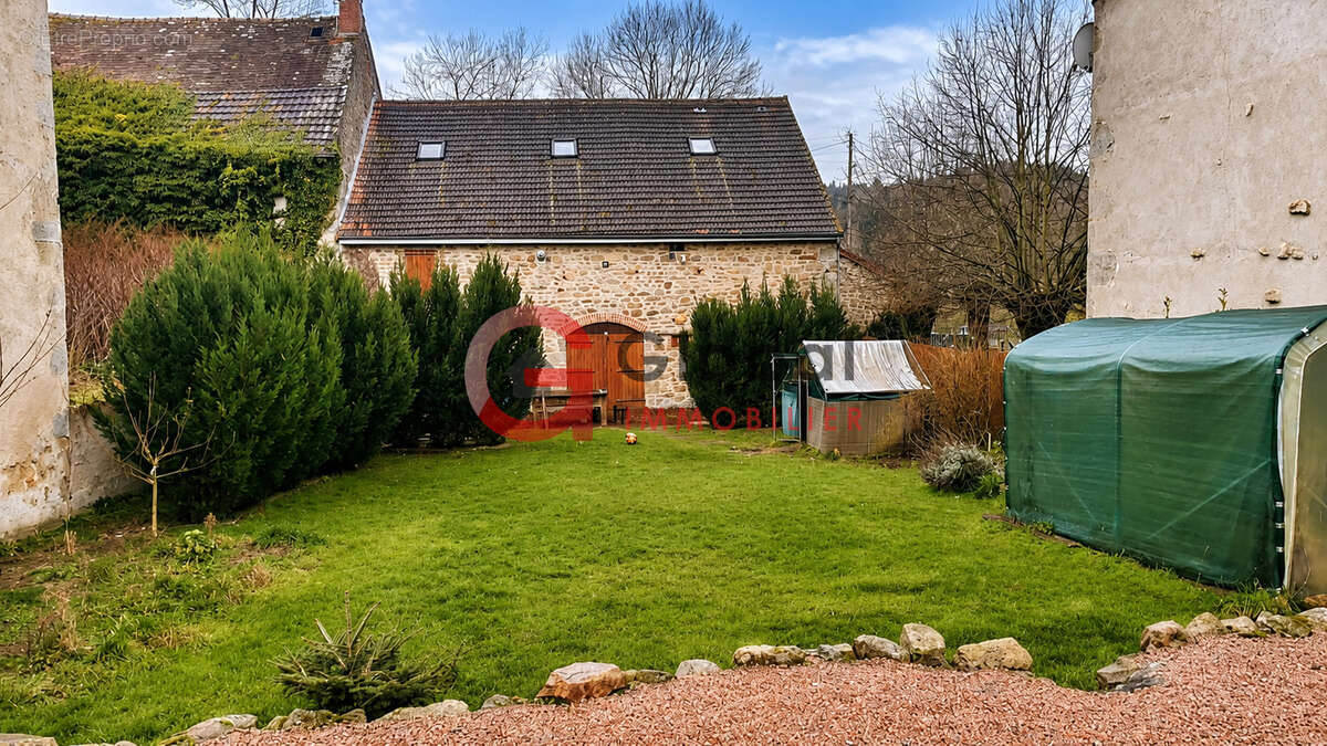 Maison en pierre   233 m2   Terrain clos 600 m2   Mainsat (23700) - photo 10