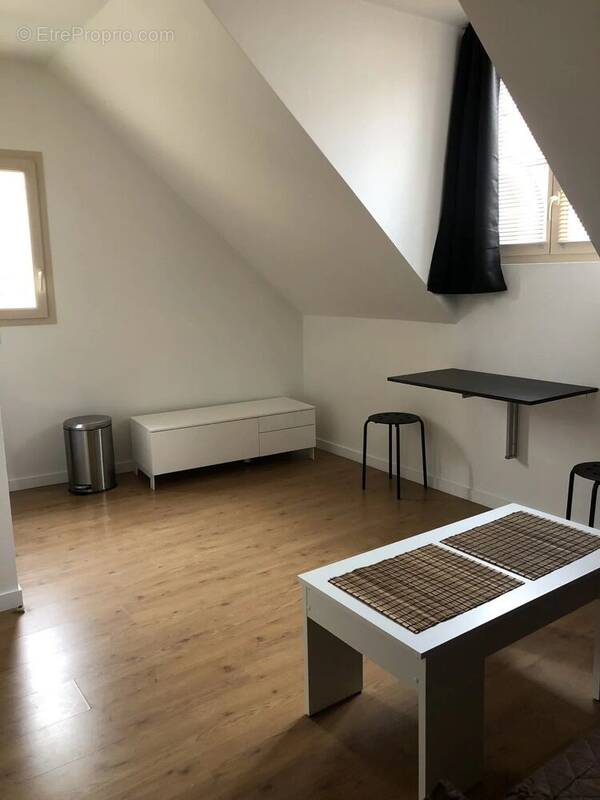 Appartement à CORBEIL-ESSONNES