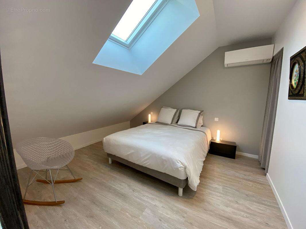 Maison à COSNE-COURS-SUR-LOIRE