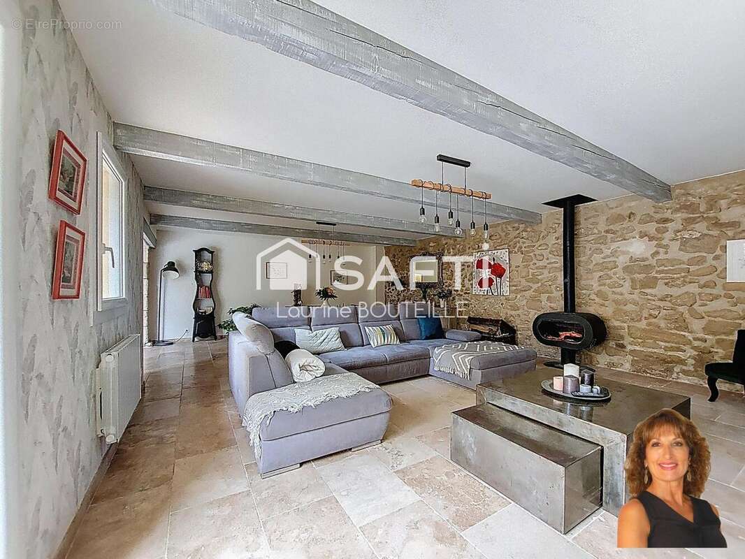 Maison 193 m² à Alleins  - photo 5