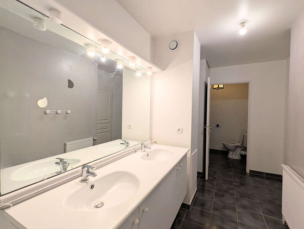 T3 en duplex -  Grande terrasse - Box - Gennevilliers - photo 12