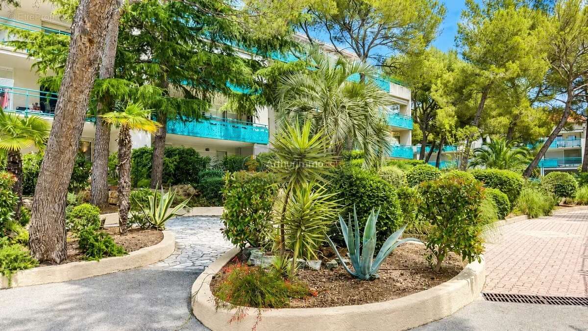 Appartement à SAINT-RAPHAEL