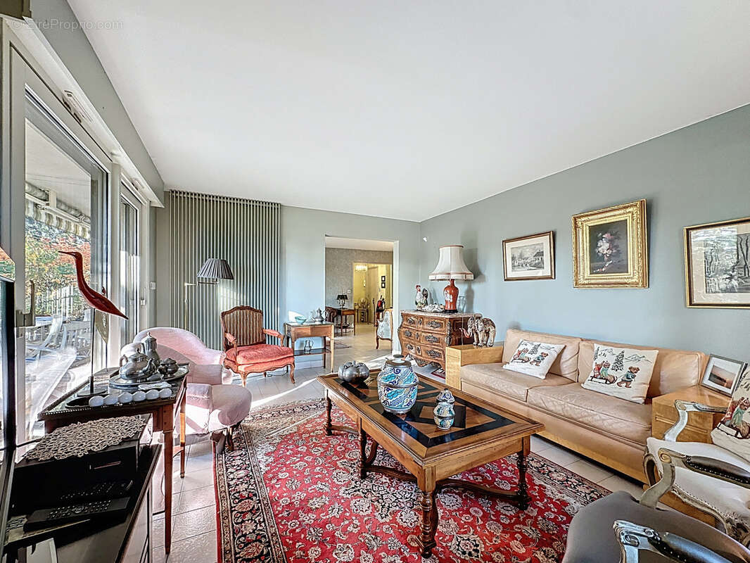 Appartement à CRAPONNE