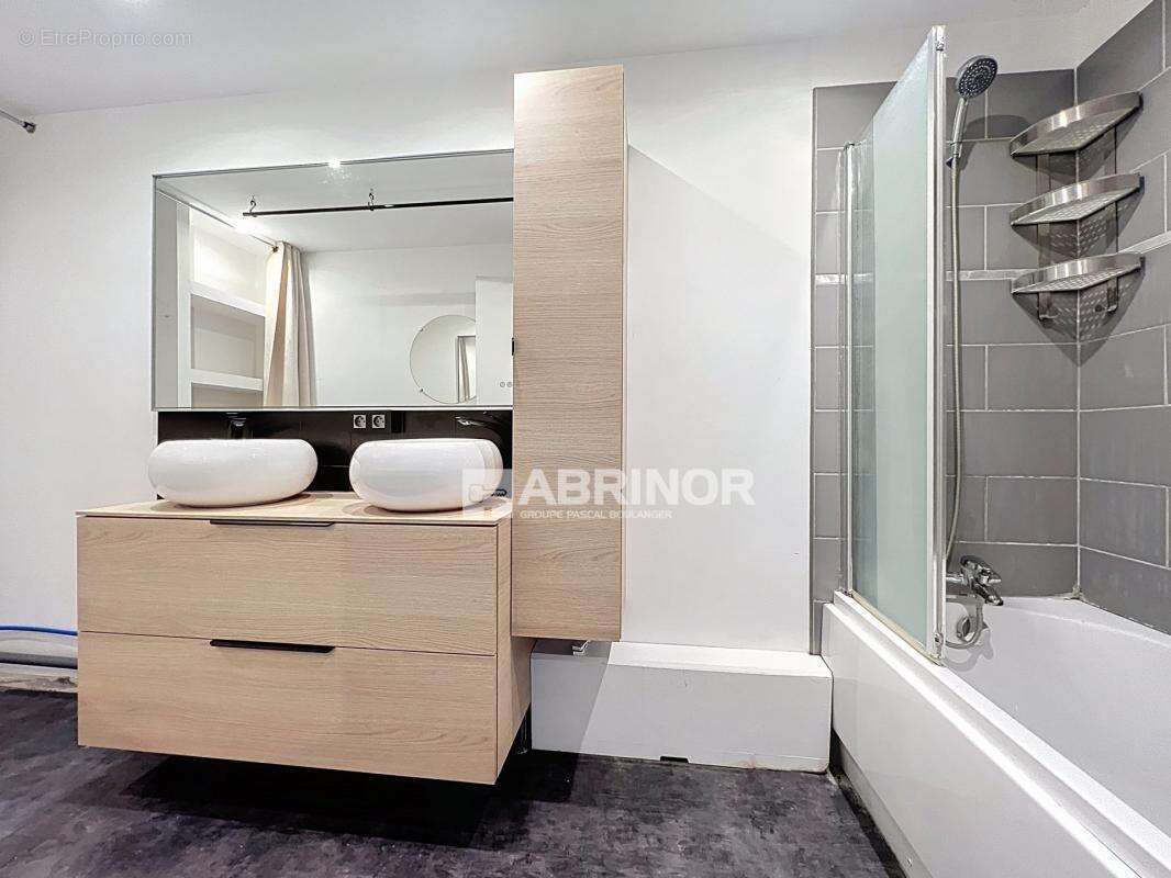 Appartement à LA MADELEINE