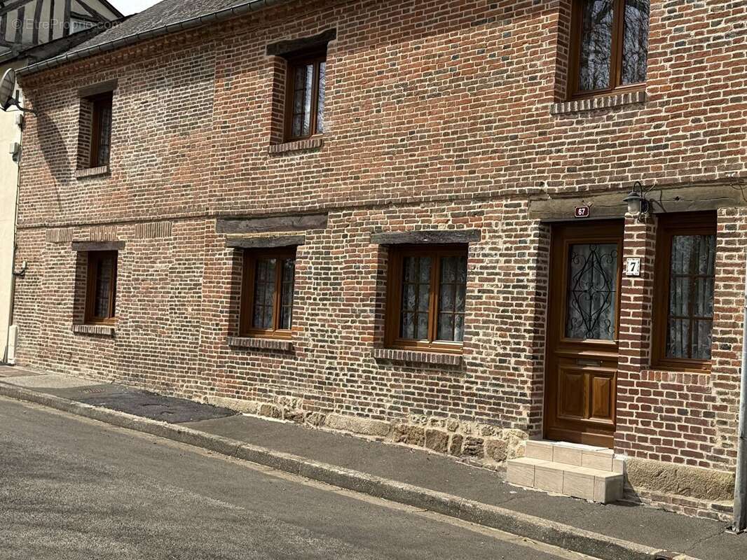 Maison à PONTCHARDON