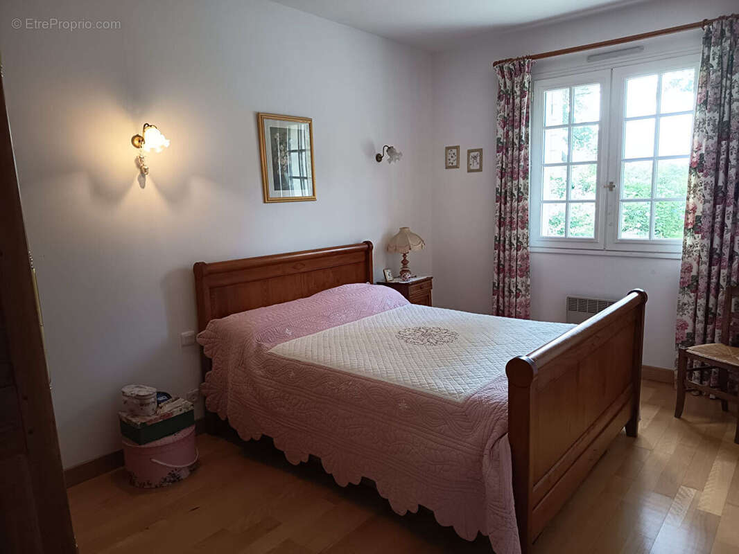 Maison à SAINTE-GEMMES-D'ANDIGNE