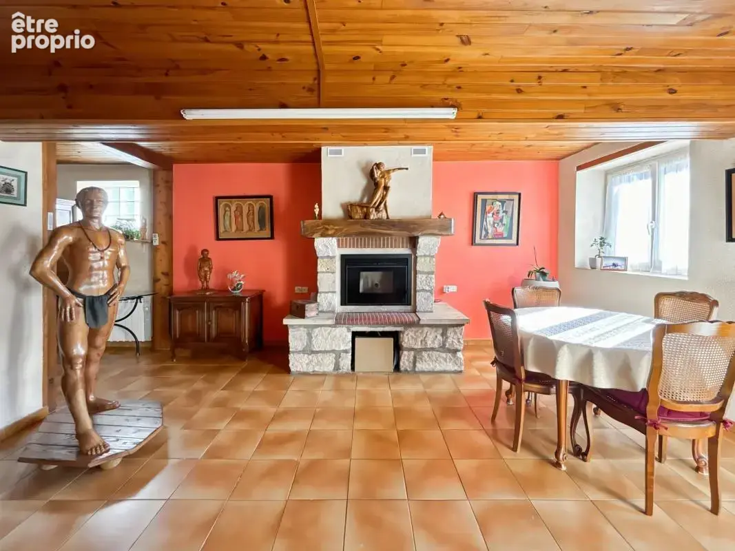Agréable maison individuelle à proximité des commodités avec jardin clos et garage - photo 7
