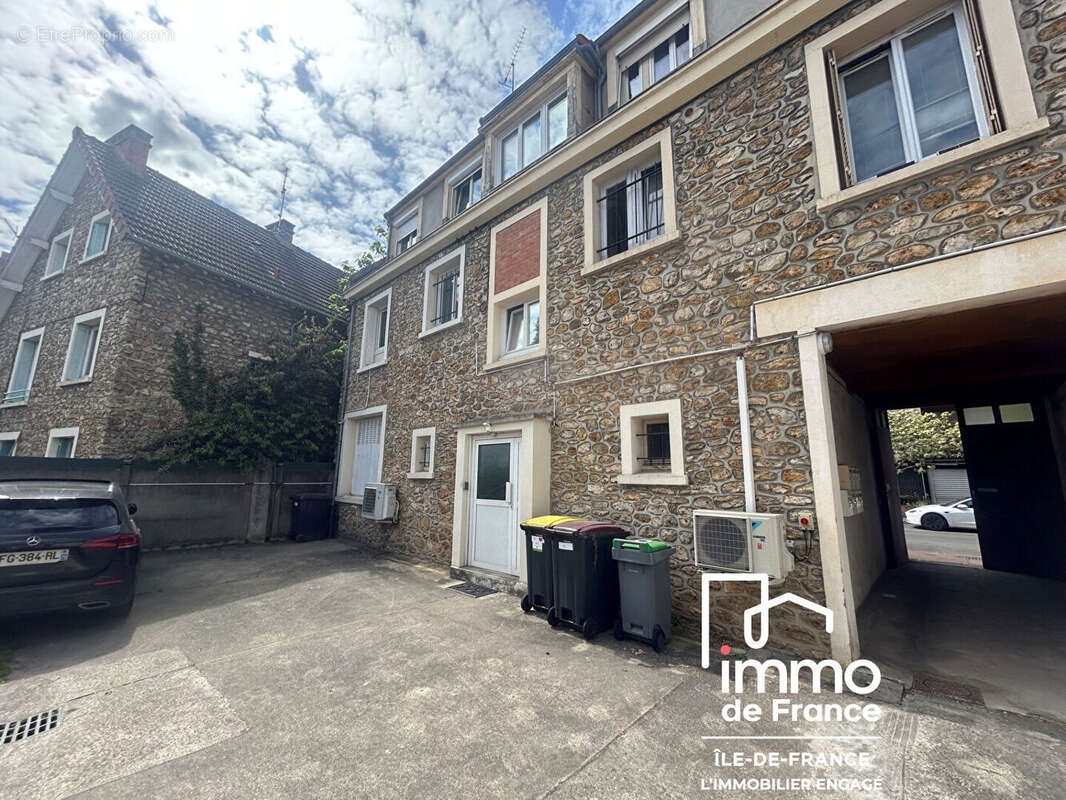 Appartement à JUVISY-SUR-ORGE