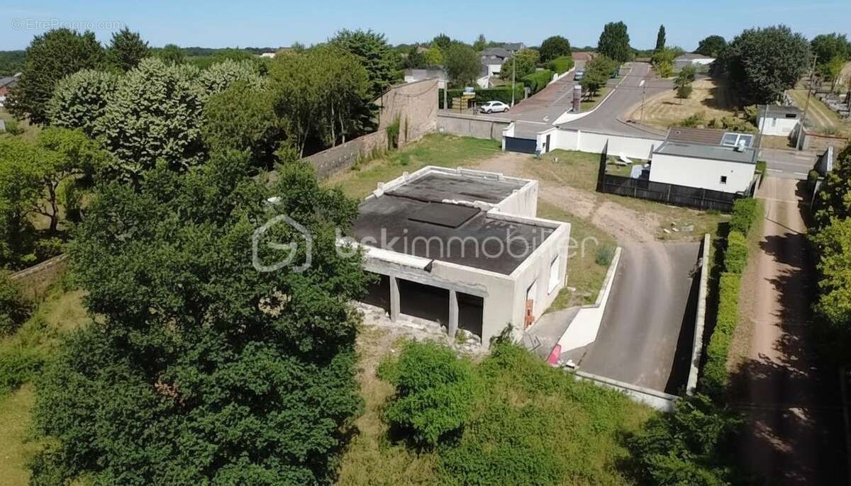Maison à RIORGES