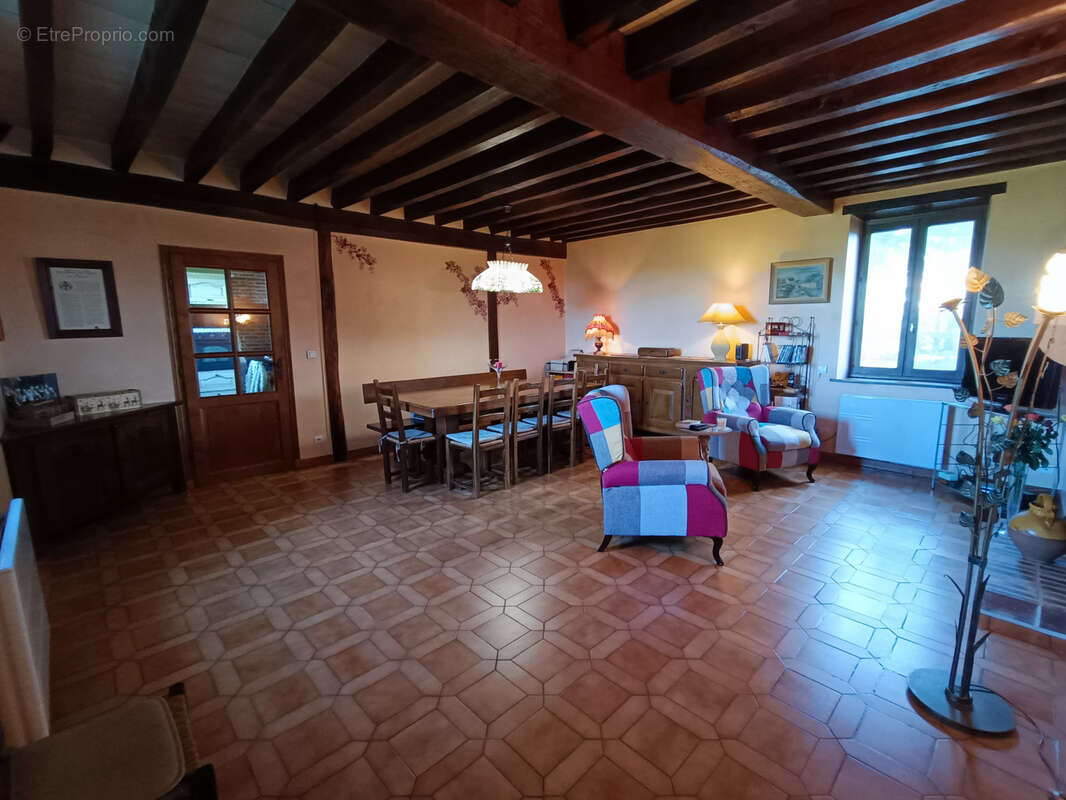 Maison à COUY
