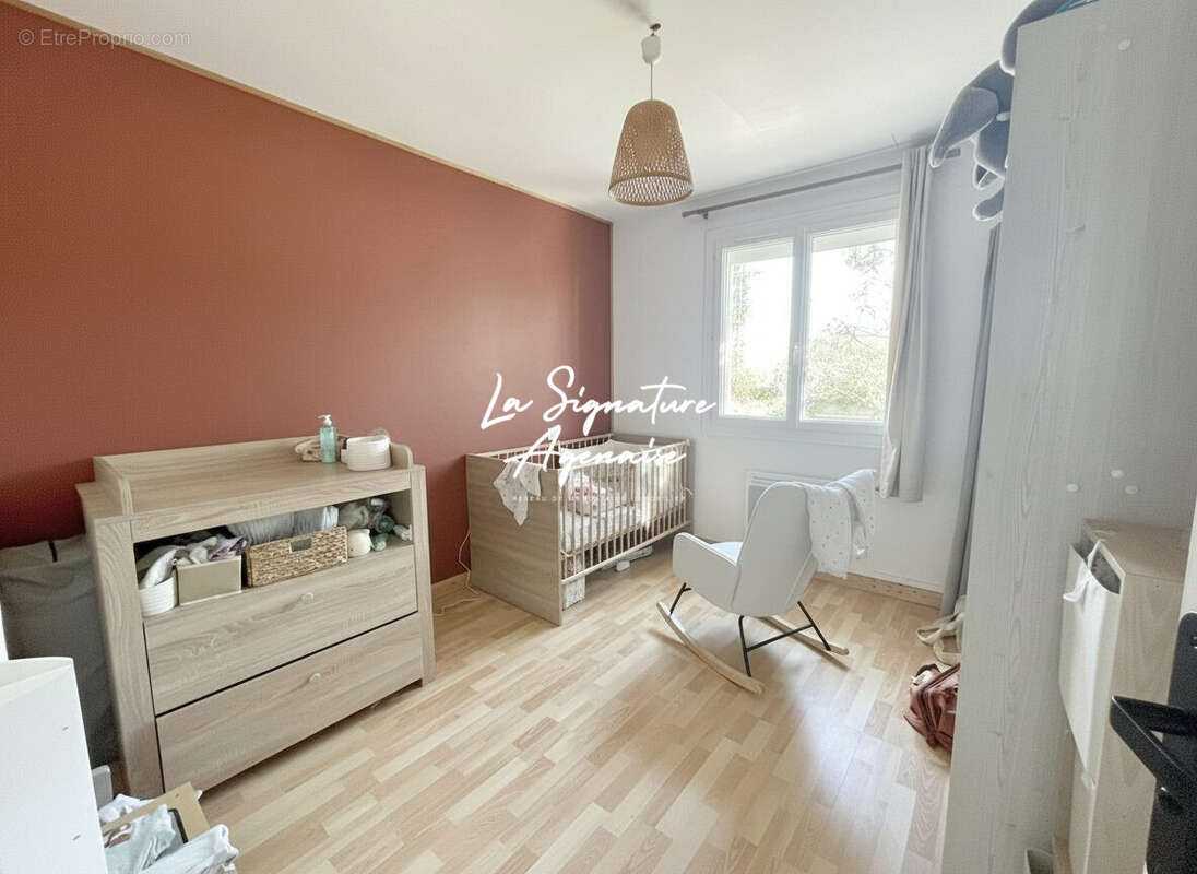 Maison 105 m² à Layrac  - photo 8