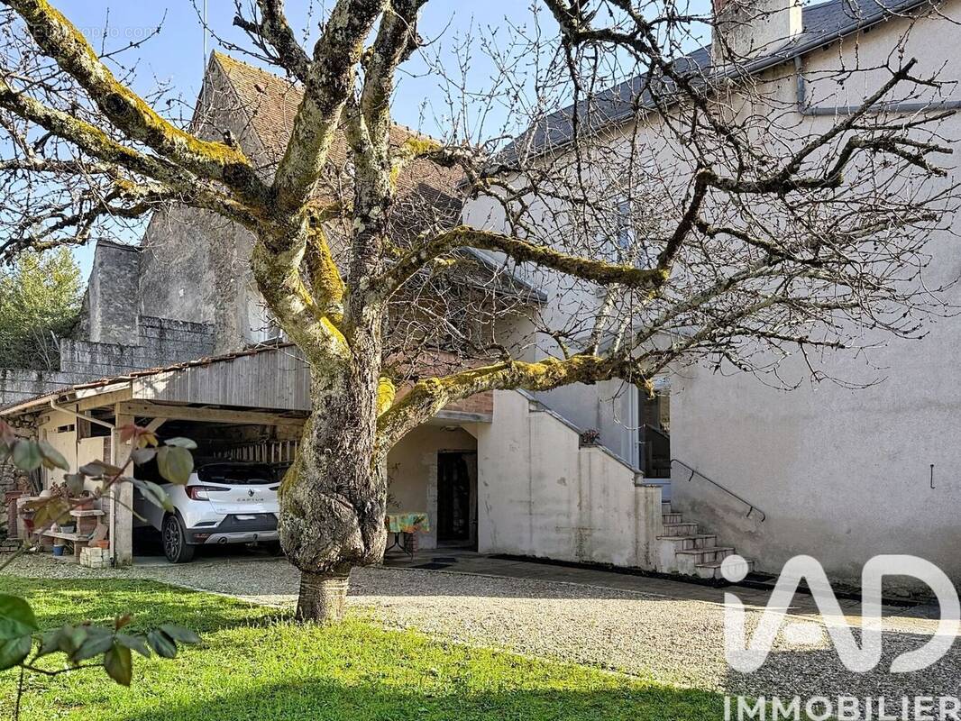 Photo 1 - Maison à ARGENTON-SUR-CREUSE