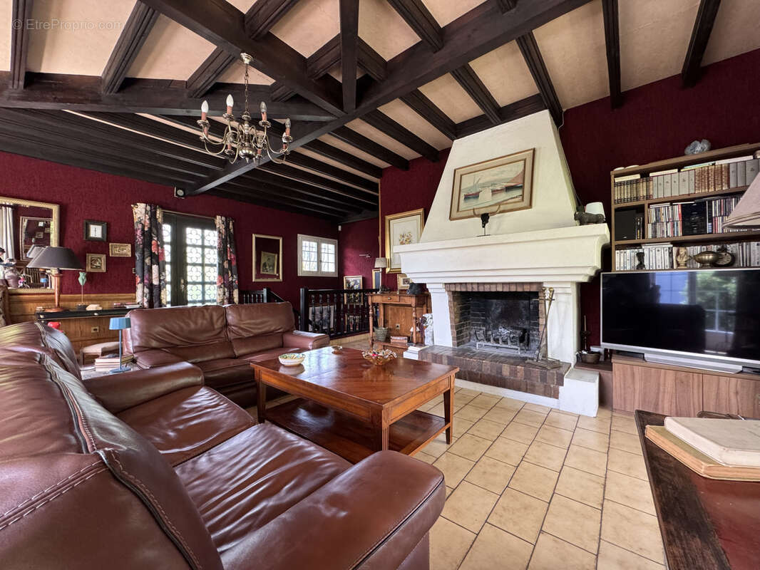 Maison à VILLARD-BONNOT