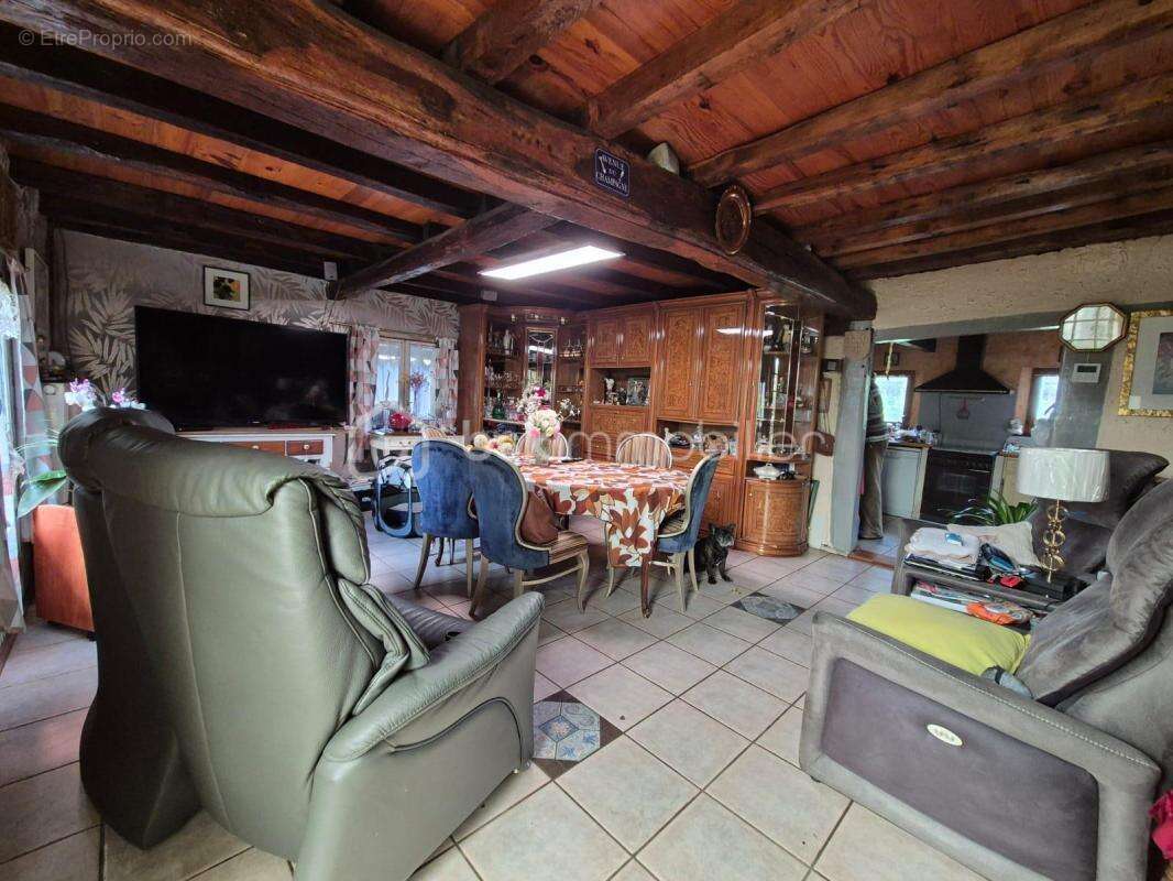 Maison à ESBARRES