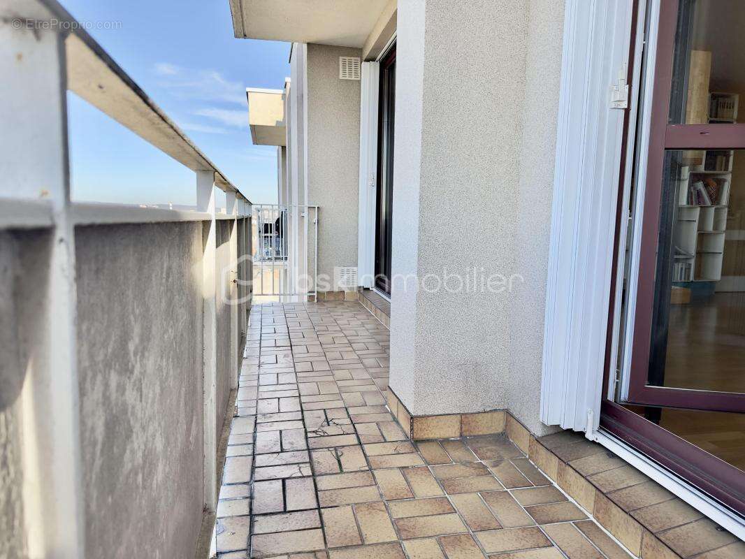 Appartement à STAINS
