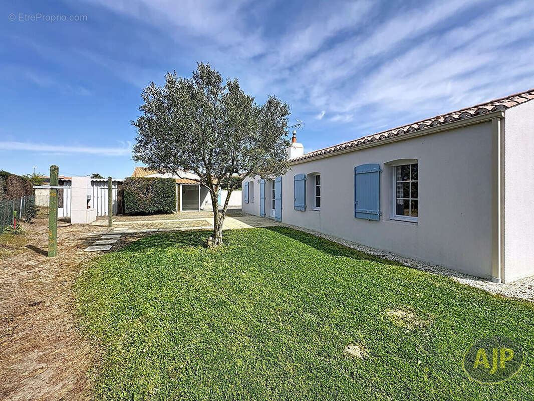 Maison à SALLERTAINE