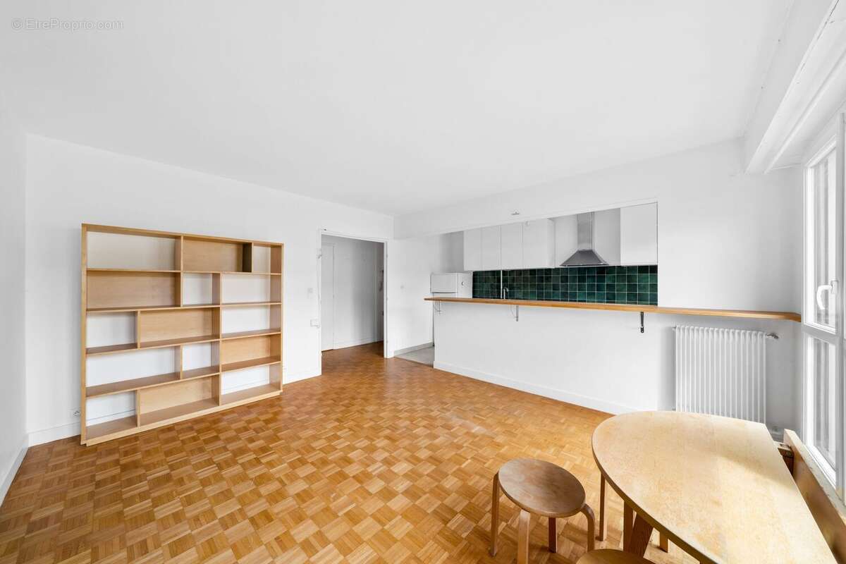 Appartement à PARIS-11E