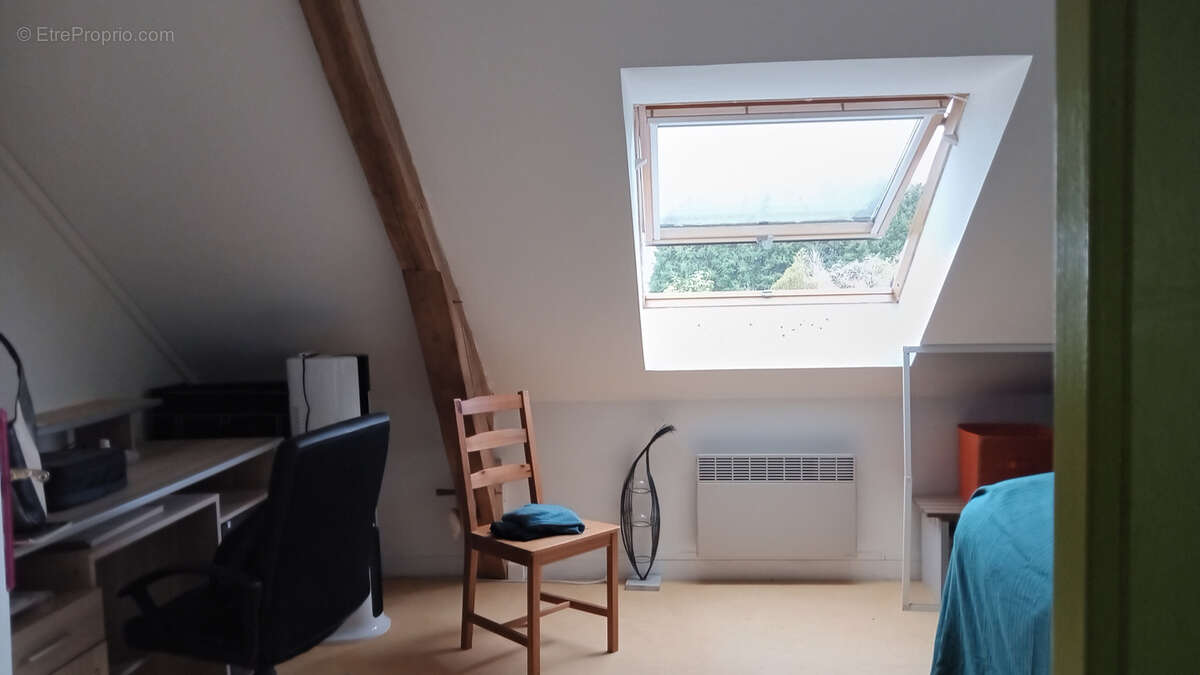 Maison 110 m² à Ladignac-Le-Long  - photo 6